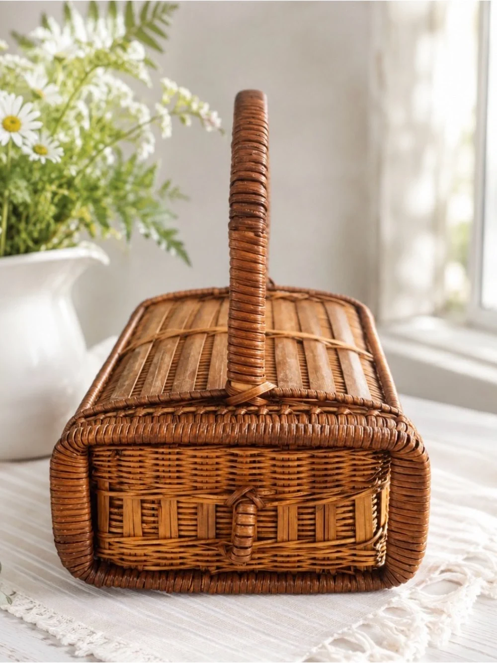 Vintage Handwoven Wicker Gathering Basket with Handle & Lid – Small Rustic Cotta